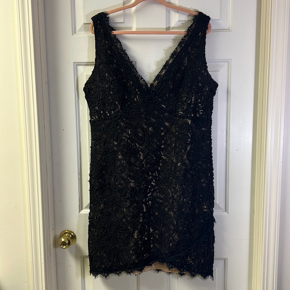 2X Black lace dress